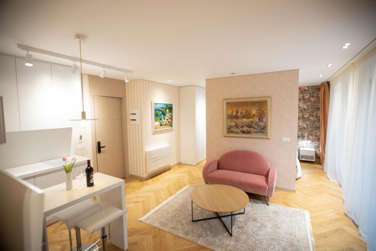 Seven Luxury Suites Τίρανα Εξωτερικό φωτογραφία