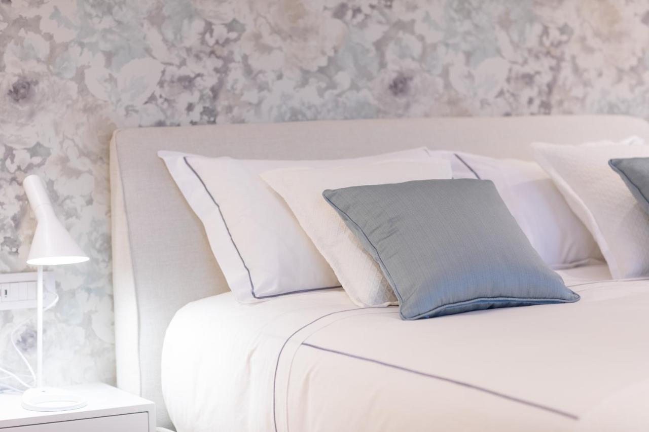 Seven Luxury Suites Τίρανα Εξωτερικό φωτογραφία