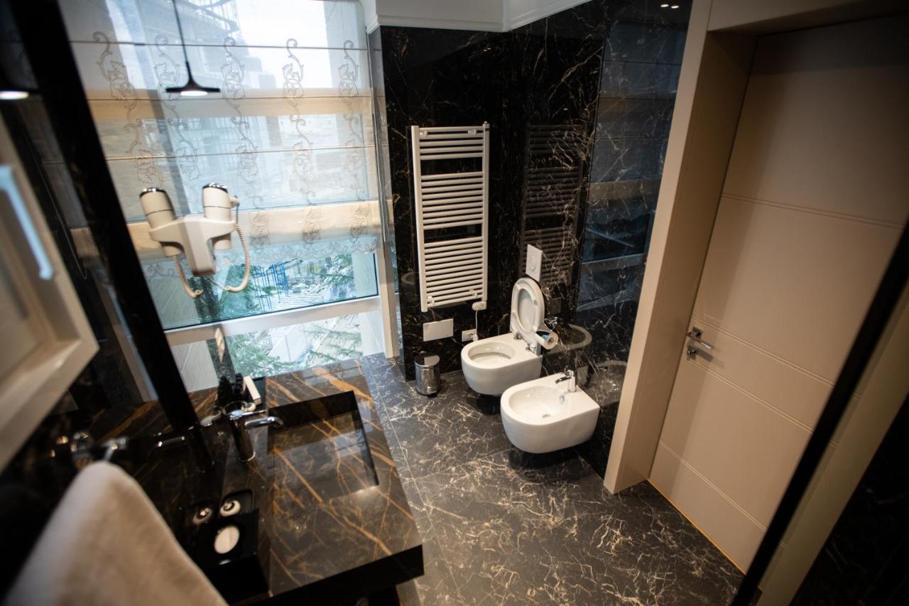 Seven Luxury Suites Τίρανα Εξωτερικό φωτογραφία