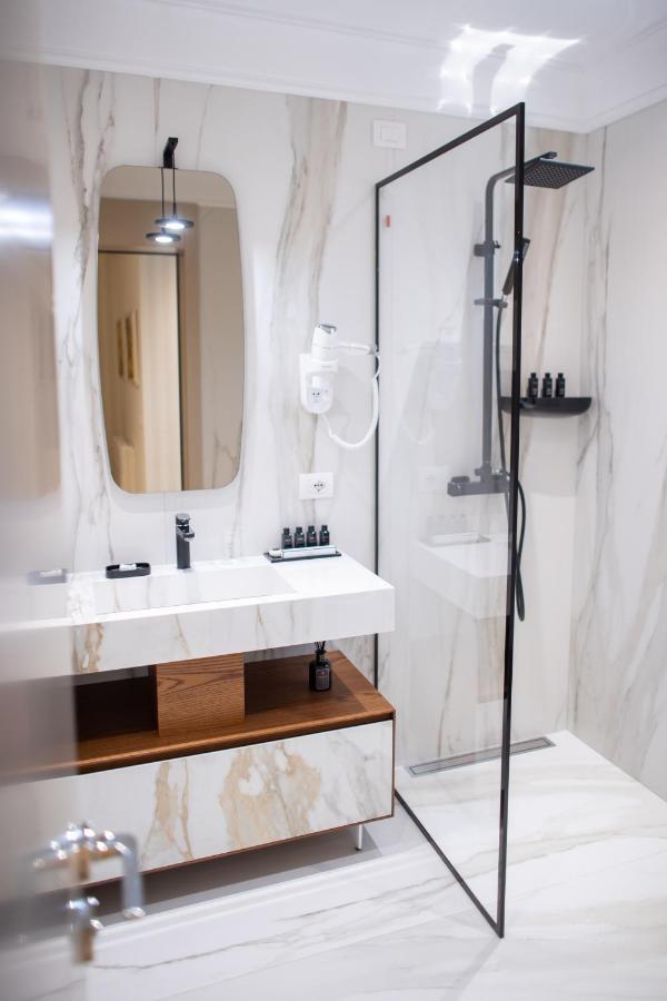 Seven Luxury Suites Τίρανα Εξωτερικό φωτογραφία