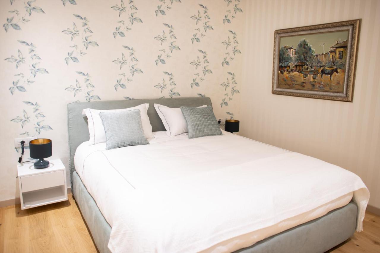 Seven Luxury Suites Τίρανα Εξωτερικό φωτογραφία