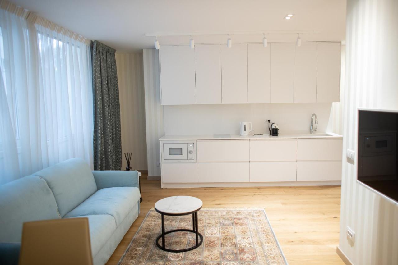 Seven Luxury Suites Τίρανα Εξωτερικό φωτογραφία