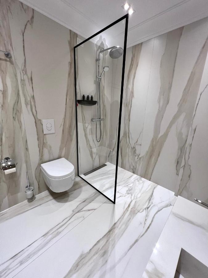 Seven Luxury Suites Τίρανα Εξωτερικό φωτογραφία